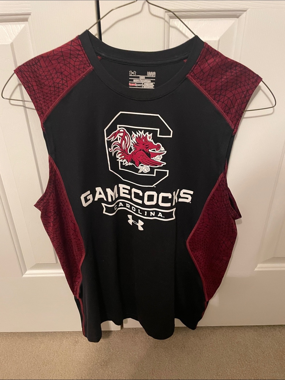 Under Armour Men's Garnet/Black SC Gamecocks Sleeveless Tank Large (Good)